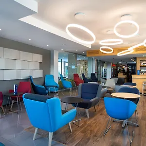 Express Lisbon Airport By Ihg מלון Portela (Loures)